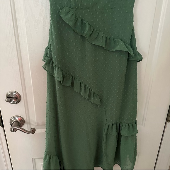 Lulu’s Next to You Sage Green Swiss Dot Ruffled Midi Dress XS NWT - Picture 8 of 10